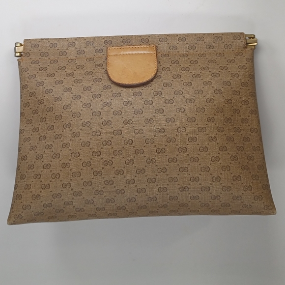 Gucci monogram clutch EUC - Picture 2 of 14